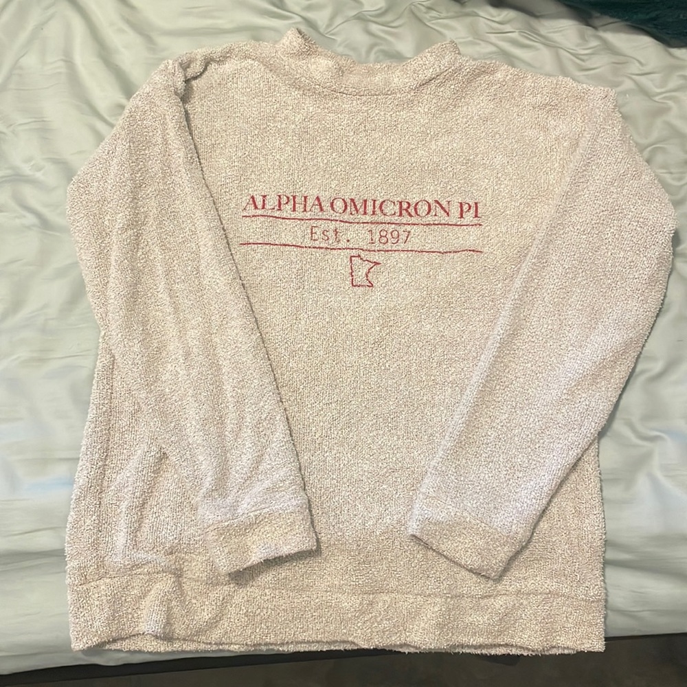 Woolly Threads Alpha Omicron Pi Size M